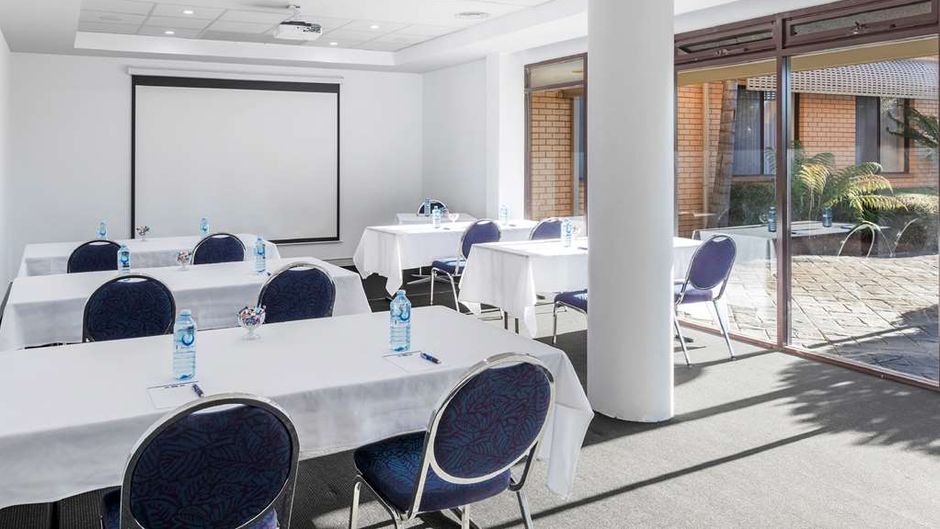 Best Western Plus Garden City Hotel Meeting