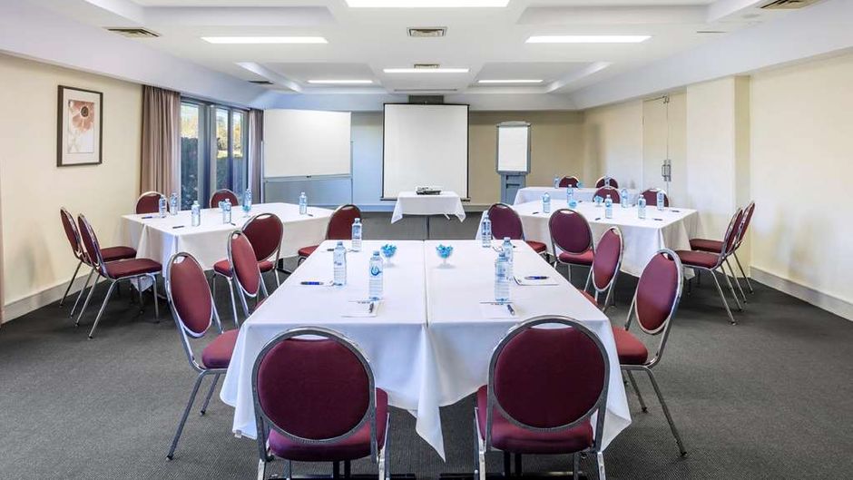 Best Western Plus Garden City Hotel Meeting