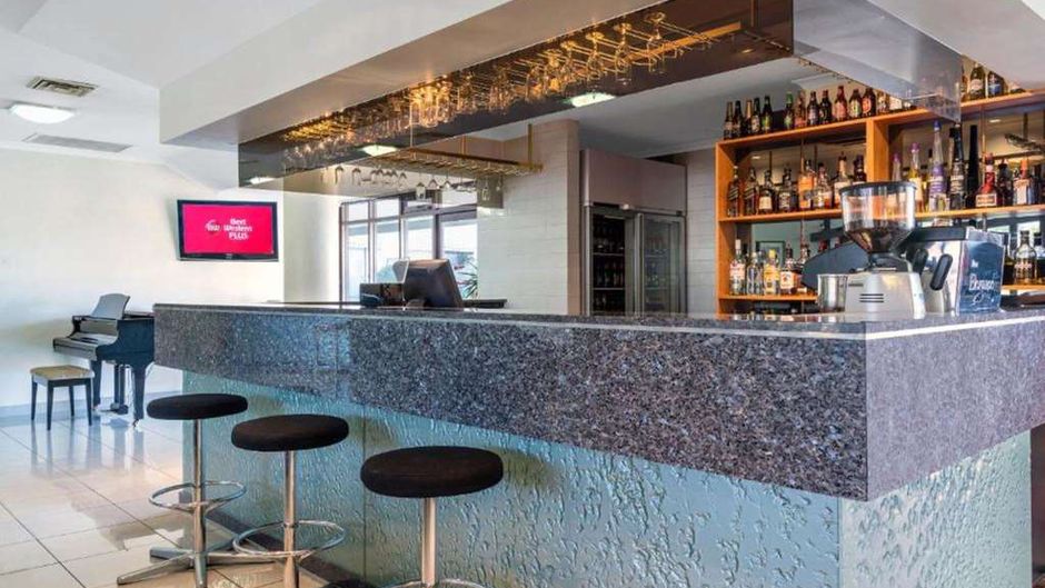 Best Western Plus Garden City Hotel Restaurant