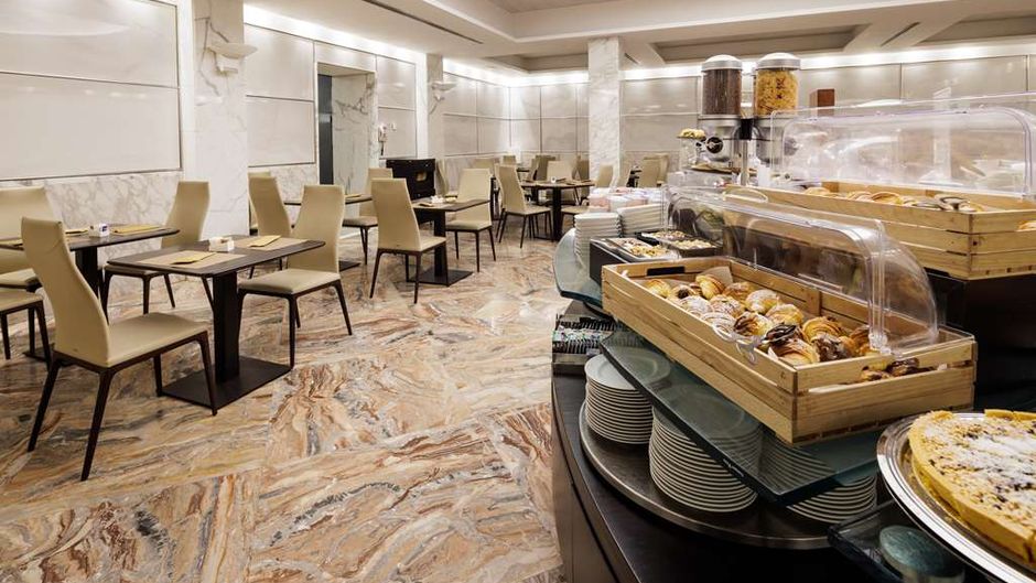 Best Western Plus Hotel Universo Restaurant