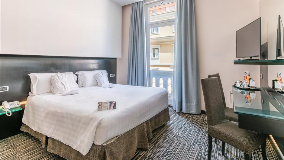 Best Western Plus Hotel Universo Room
