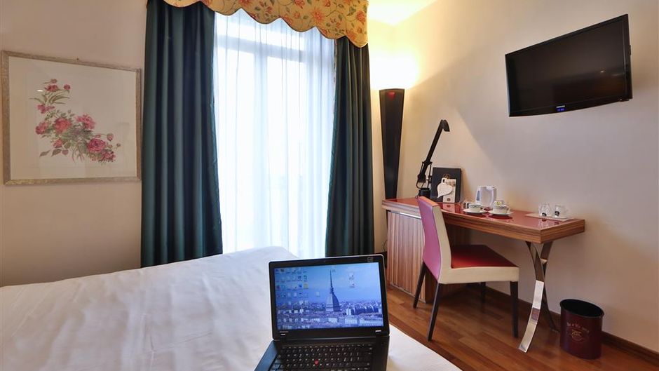 Best Western Hotel Piemontese Room