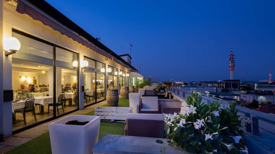 Best Western Hotel Biri Exterior