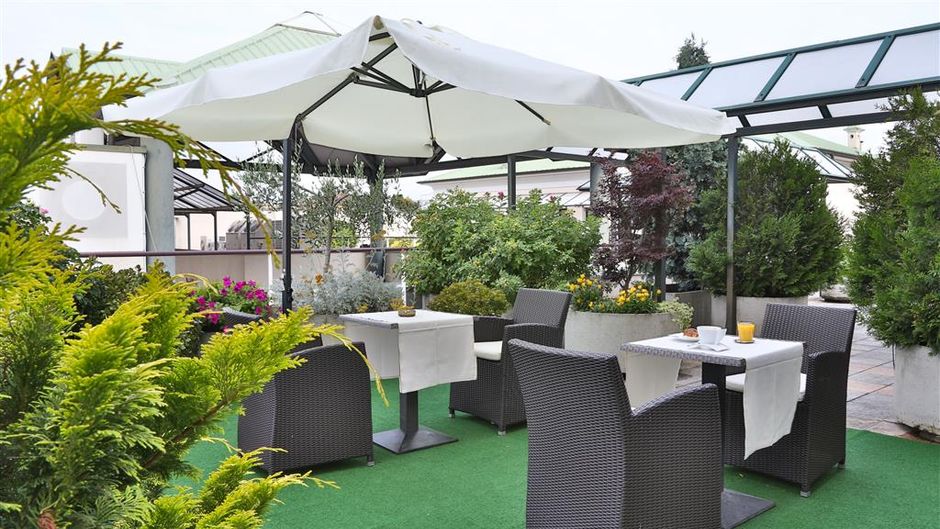 Best Western Hotel Solaf Other