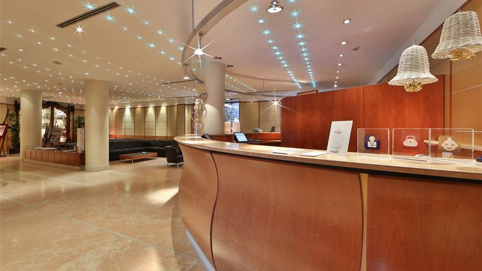 Best Western Cappello D'Oro Lobby