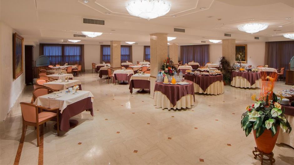 Best Western Hotel Globus City Restaurant