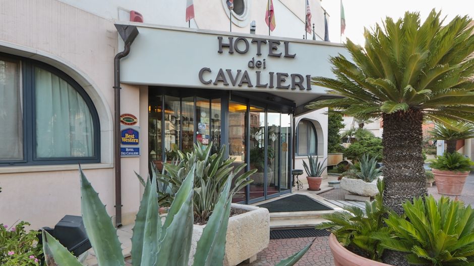 Best Western Hotel Dei Cavalieri Exterior