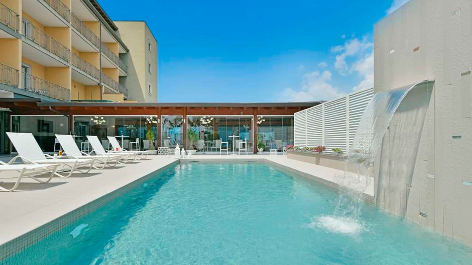 Best Western Hotel Ferrari Pool