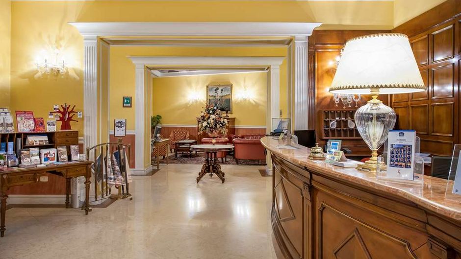 Best Western Ai Cavalieri Hotel Lobby