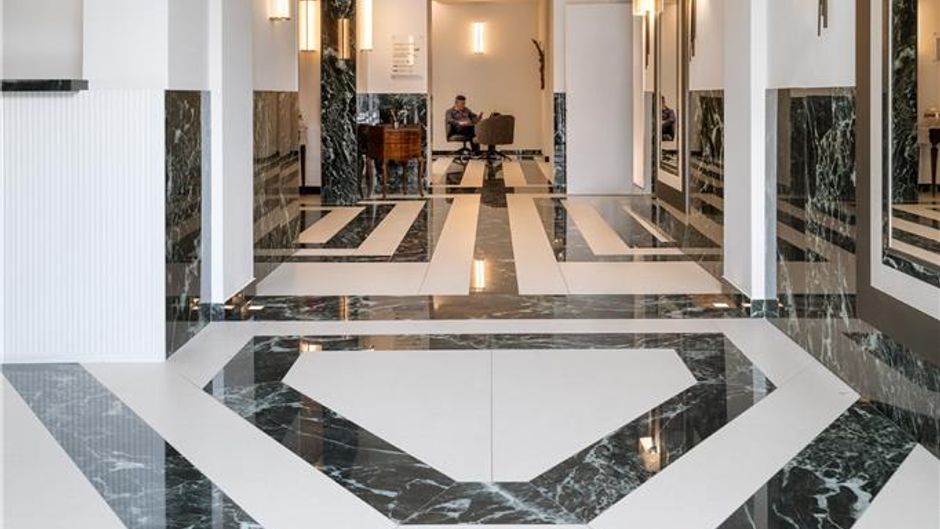 Best Western Hotel Plaza Lobby