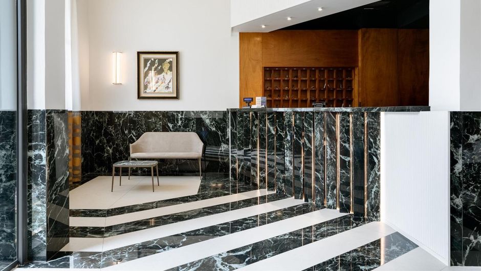 Best Western Hotel Plaza Lobby