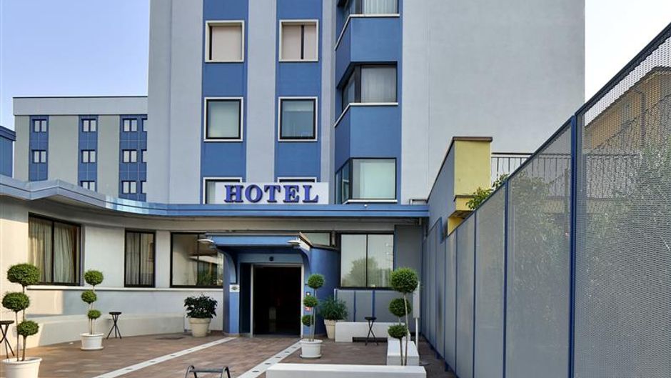 Best Western Soave Hotel Exterior