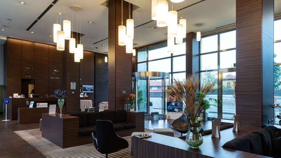Best Western Plus Monza e Brianza Palace Lobby