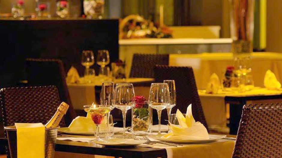 Best Western Falck Village Hotel Restaurant