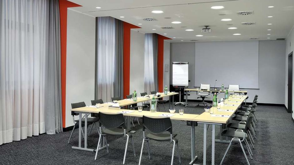 Best Western Falck Village Hotel Meeting