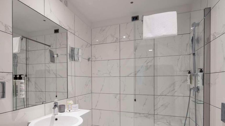 Best Western Hotel Madison Suite
