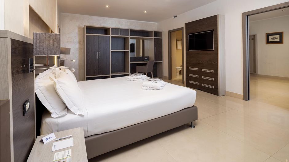 Best Western Hotel Modena District Suite