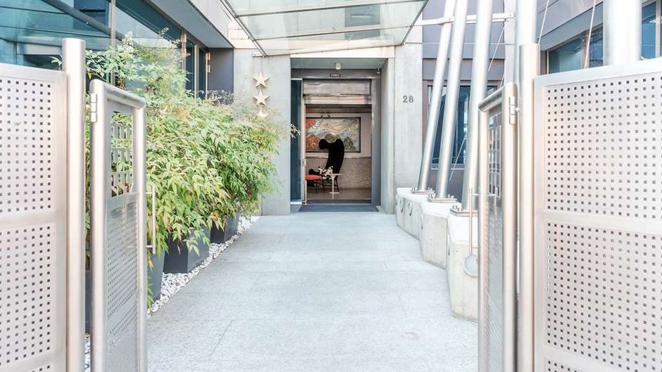 Best Western Plus Executive Hotel/Suites Exterior