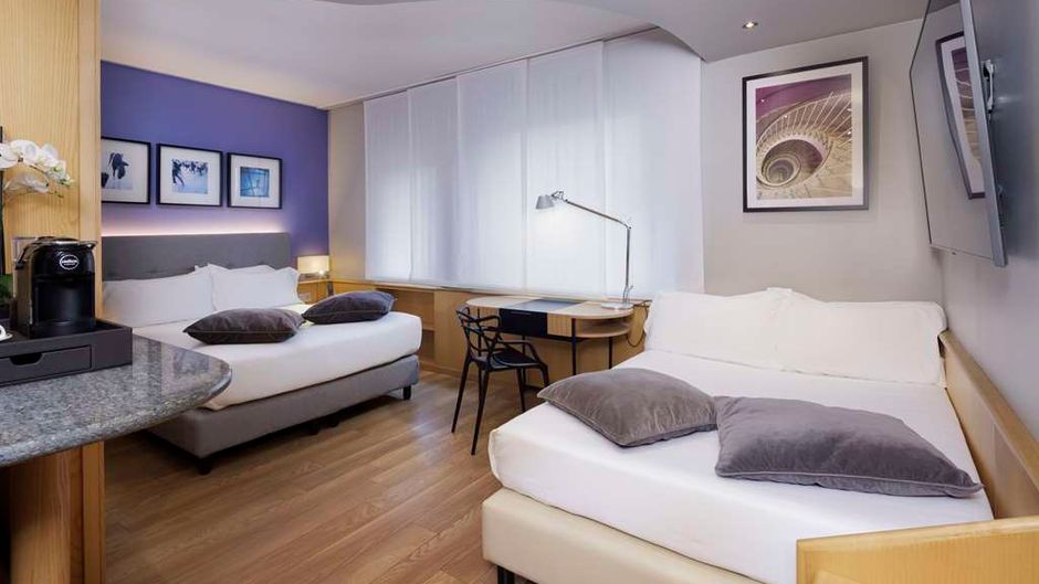 Best Western Plus Executive Hotel/Suites Room