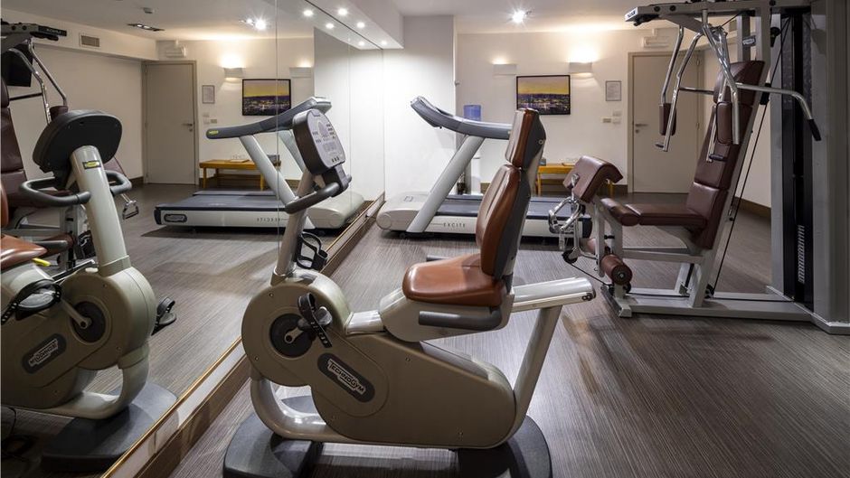 Best Western Premier CHC Airport Health