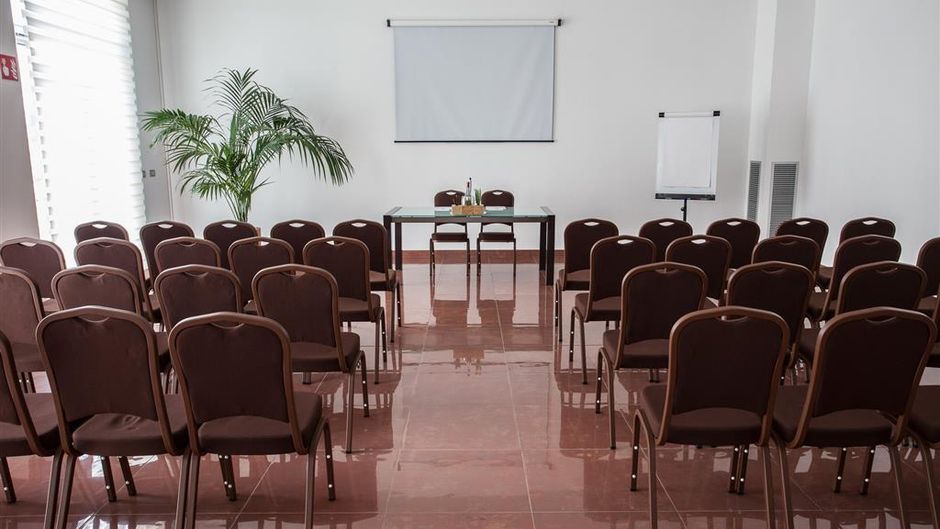 Best Western Plus Leone Di Messapia Htl Meeting