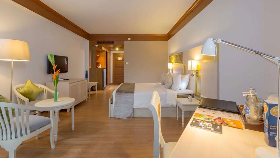 Best Western Premier Bangtao Beach Room