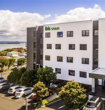 ibis Styles The Entrance