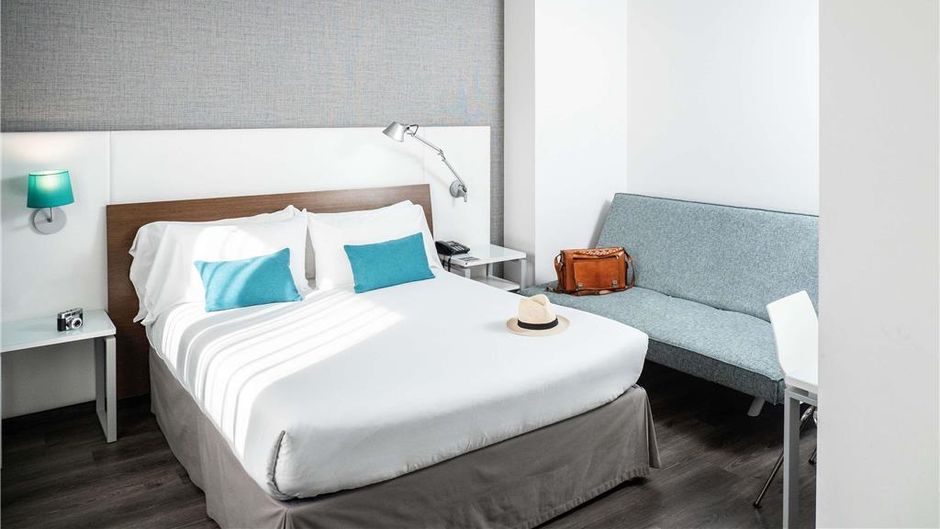 Hotel ibis Styles A Coruna Room