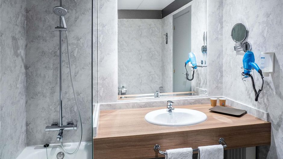 Hotel ibis Styles A Coruna Room