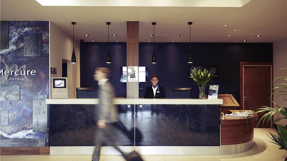 Mercure Sheffield Parkway Exterior