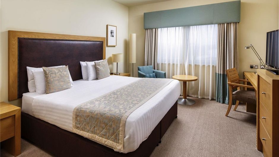 Mercure Sheffield Parkway Room