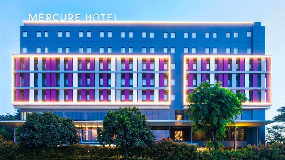 Mercure Jakarta Grogol Exterior