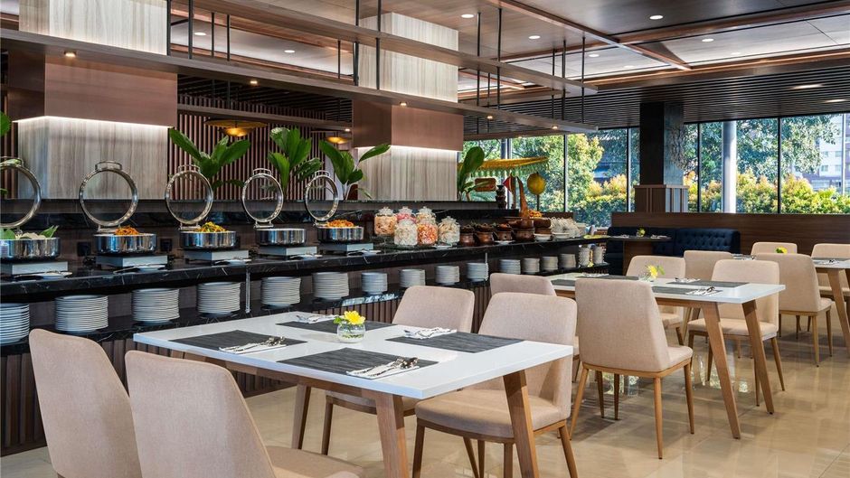 Mercure Jakarta Grogol Exterior