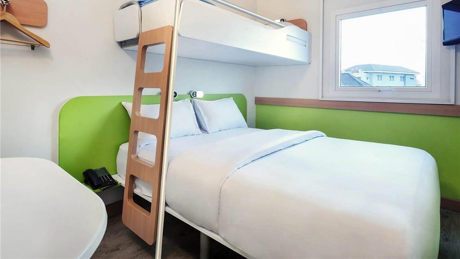 Ibis Budget Semarang Tendean Room
