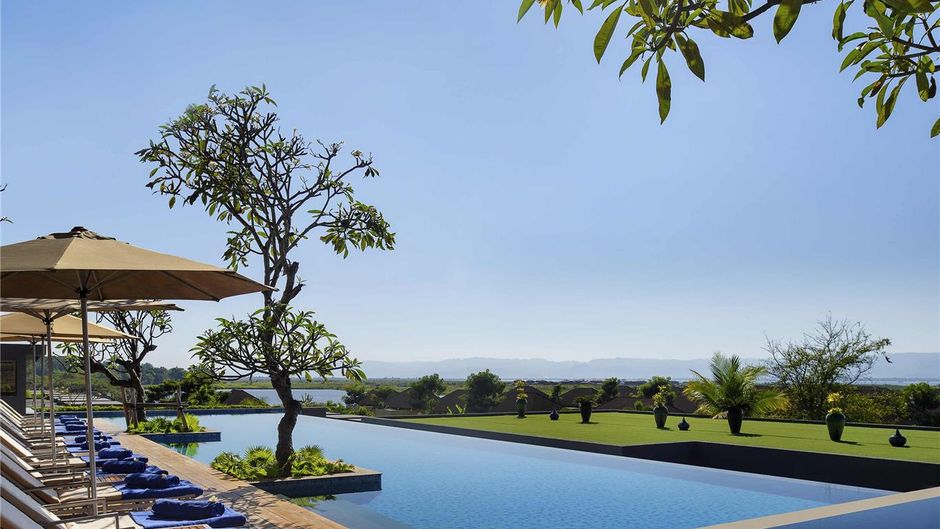 Novotel Inle Lake Myat Min Pool