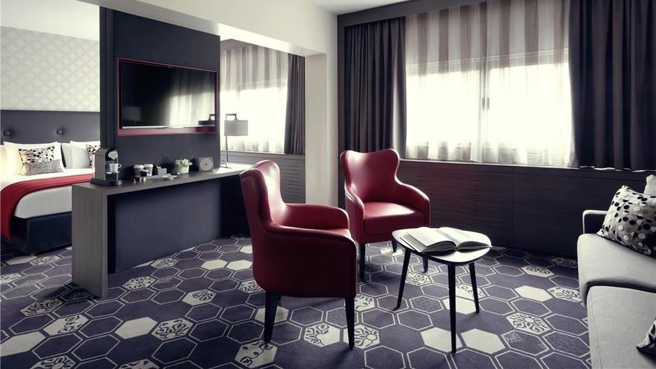 Mercure Orange Centre Room
