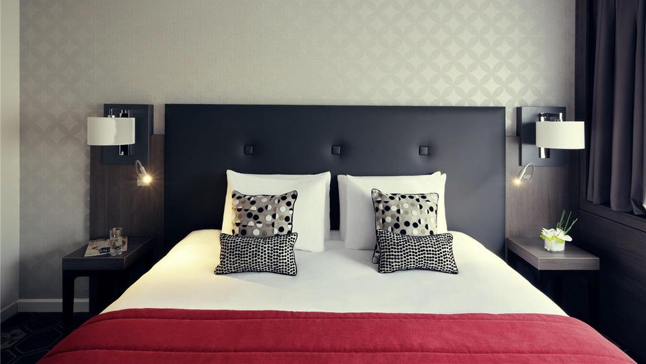 Mercure Orange Centre Room