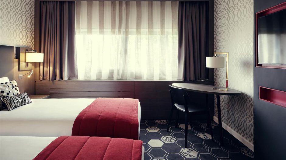 Mercure Orange Centre Room