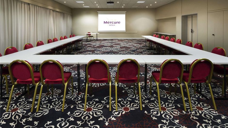 Mercure Orange Centre Meeting