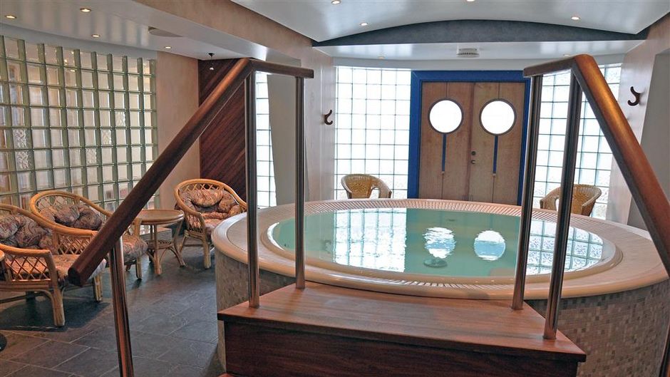 Scandic Hotel Jarva Krog Pool