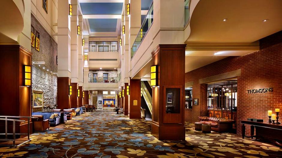 Hyatt Regency Calgary Lobby