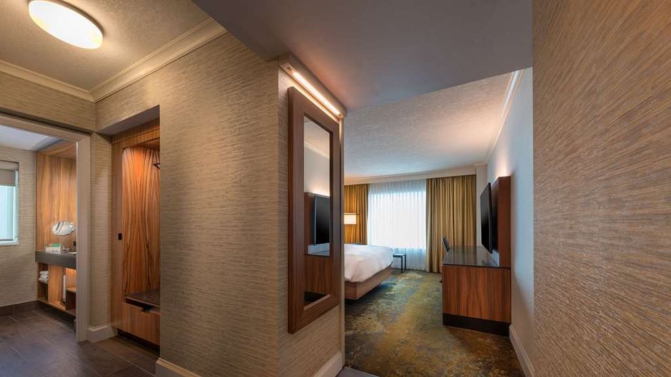 Hyatt Regency Calgary Room
