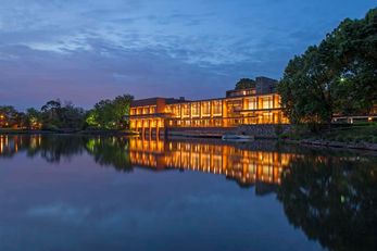 The Hyatt Lodge At Oak Brook
