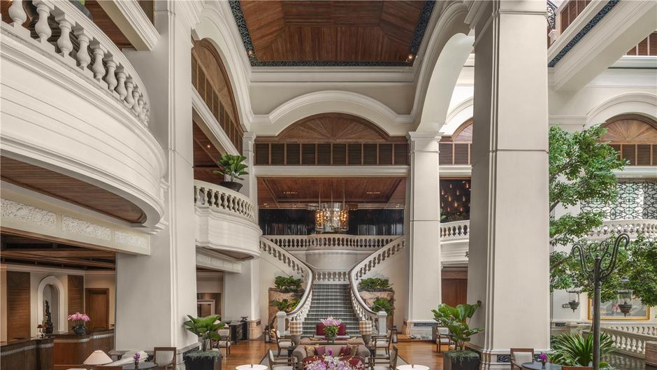 Grand Hyatt Erawan Bangkok Lobby