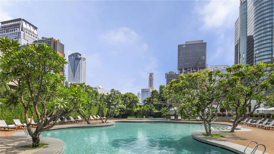 Grand Hyatt Erawan Bangkok Pool