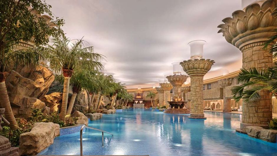 Grand Hyatt Beijing Pool