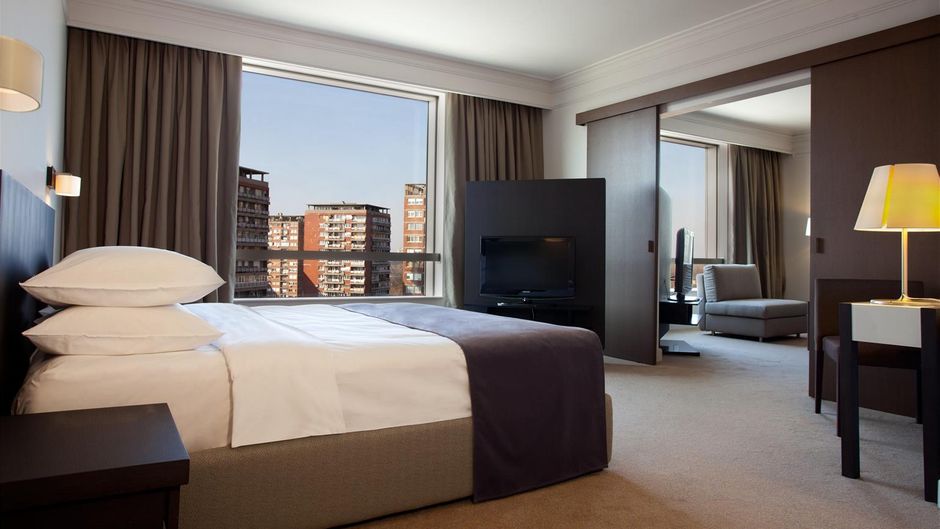 Hyatt Regency Belgrade Suite