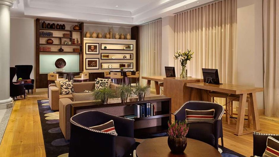 Hyatt Regency Birmingham Lobby