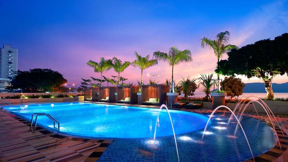 Hyatt Regency Kinabalu Pool