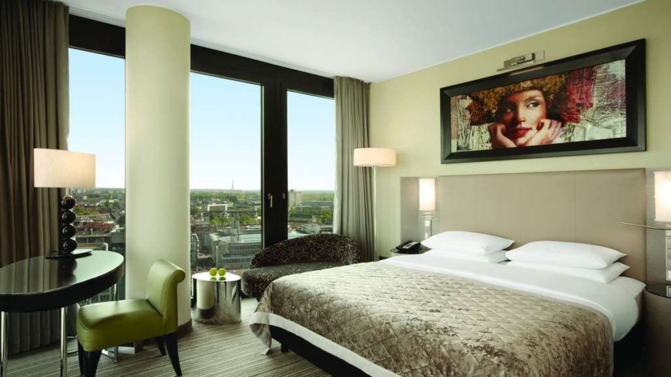 Hyatt Regency Duesseldorf Suite